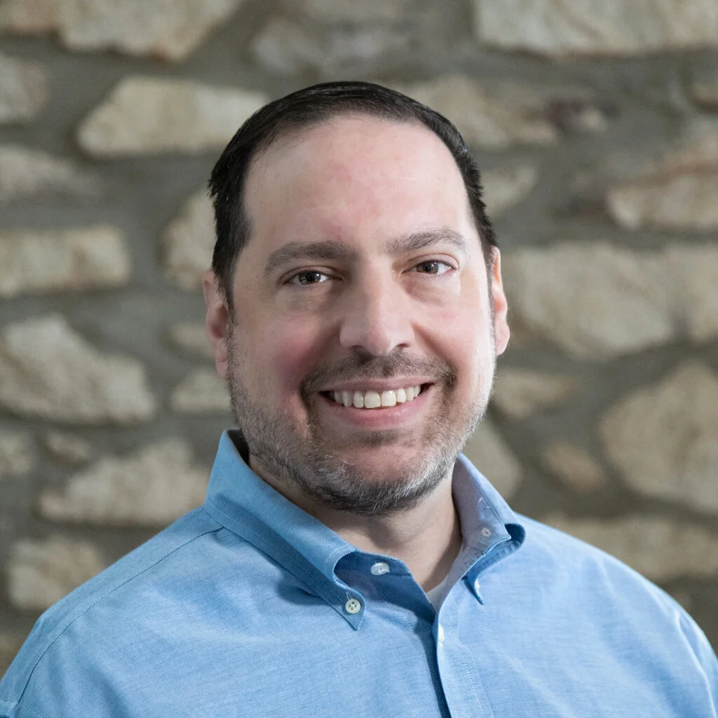 Phil Lorenzon headshot